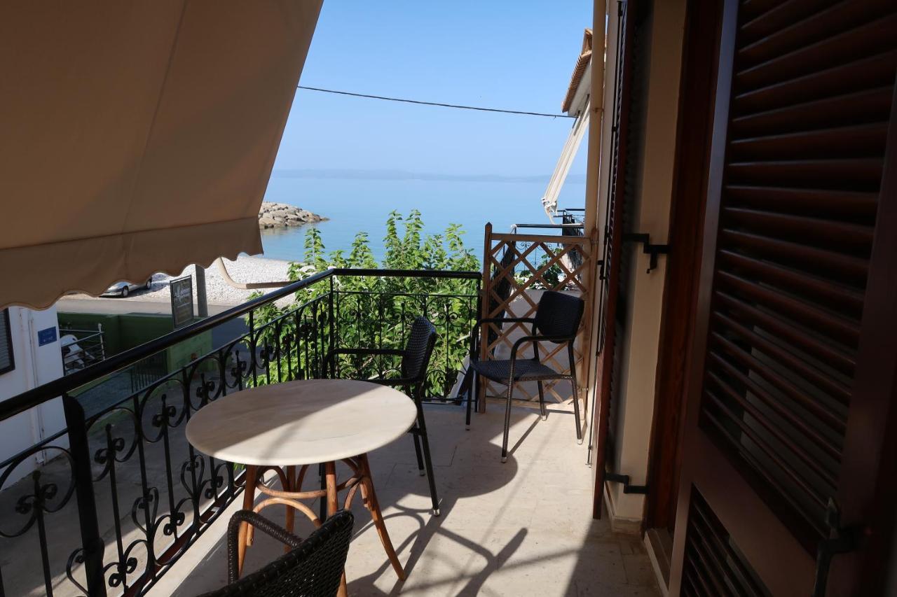 Akrogiali Beach Apartments エクステリア 写真