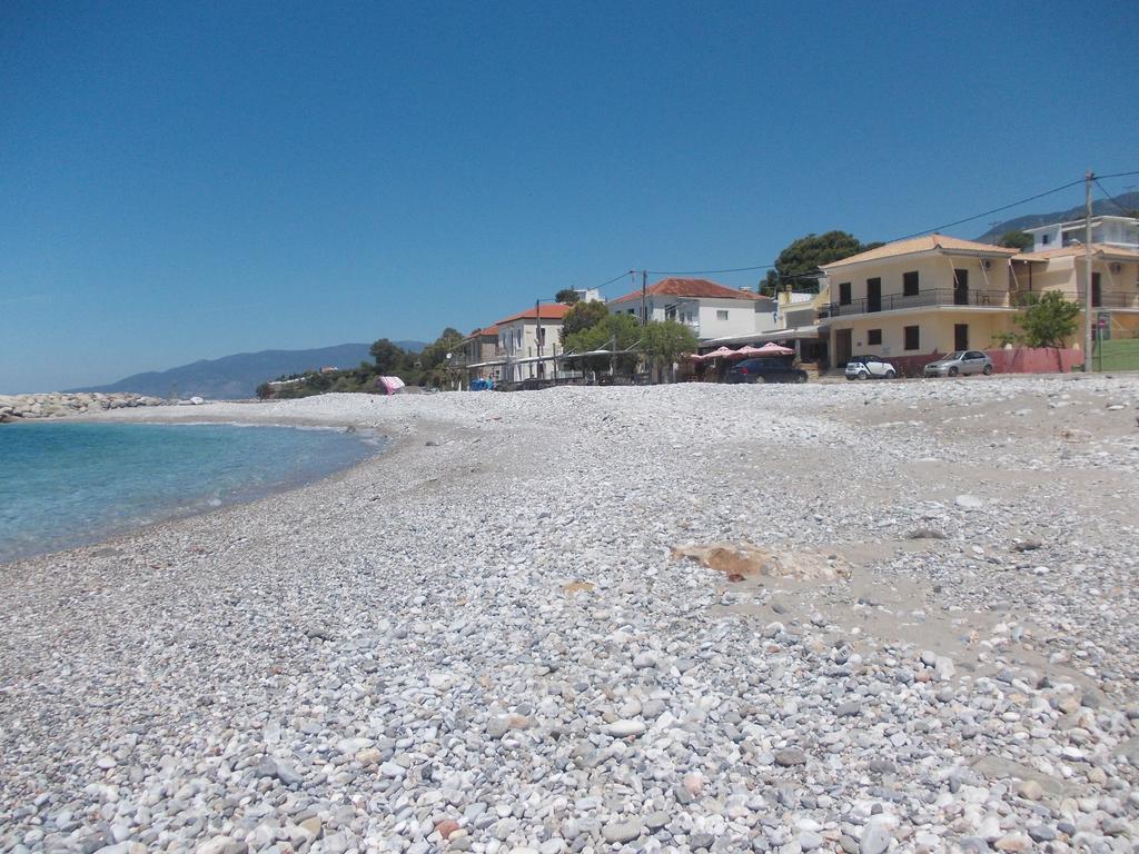 Akrogiali Beach Apartments エクステリア 写真